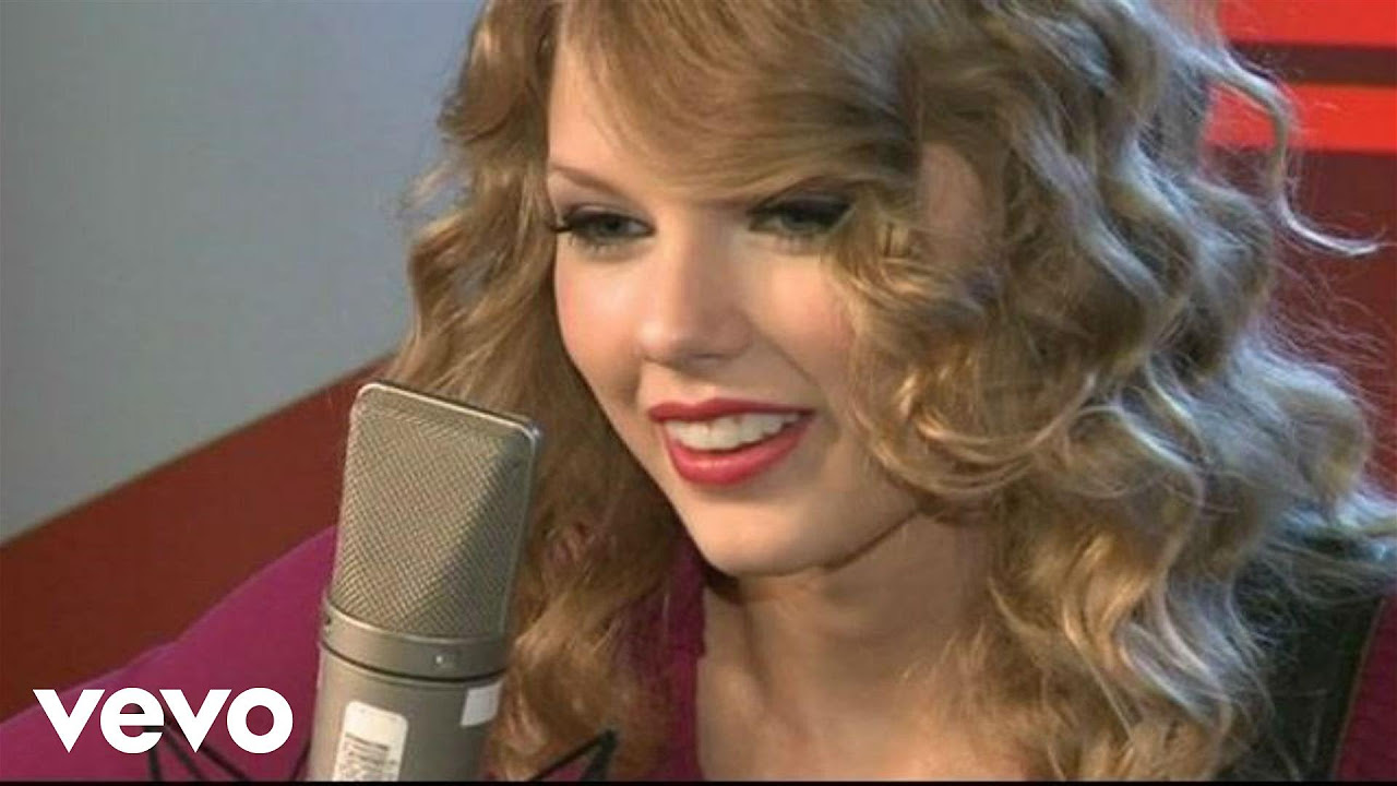 Taylor Swift – Mine (Live, BBC Radio 2 Session)