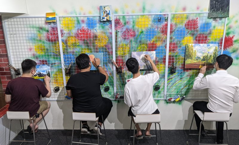 3-hour Art Jamming Class with Free Flow Drinks in Singapore
