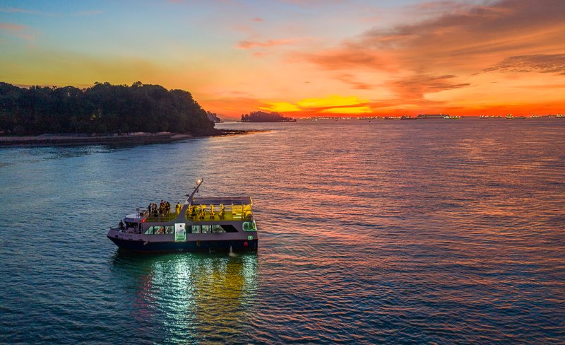 Singapore Southern Straits Sunset Dinner Cruise