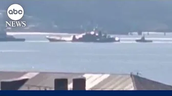 Ukraine forces strike Russian warship