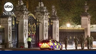 Man arrested outside Buckingham Palace l GMA
