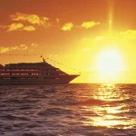 Star of Honolulu Sunset Dinner and Show Cruises in O