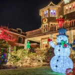 Dyker Heights Holiday Walking Tour in New York