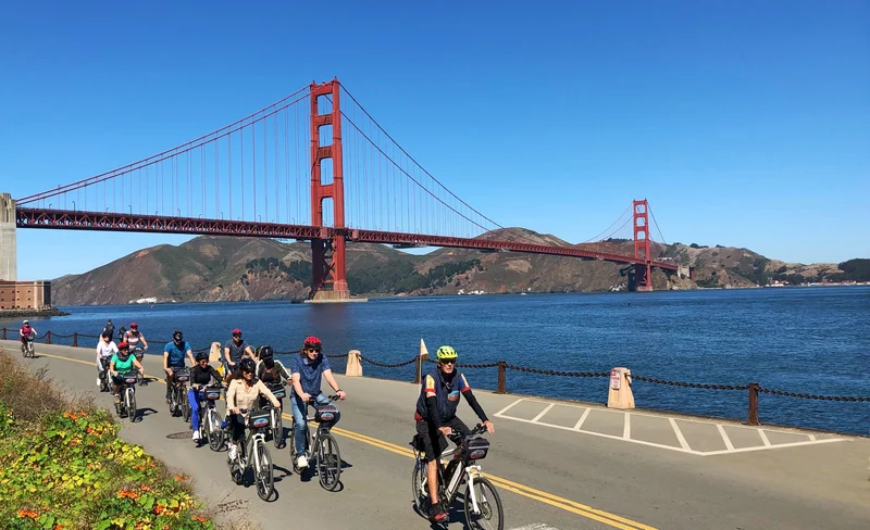 Golden Gate Bridge Bike Tour with Muir Woods & Sausalito