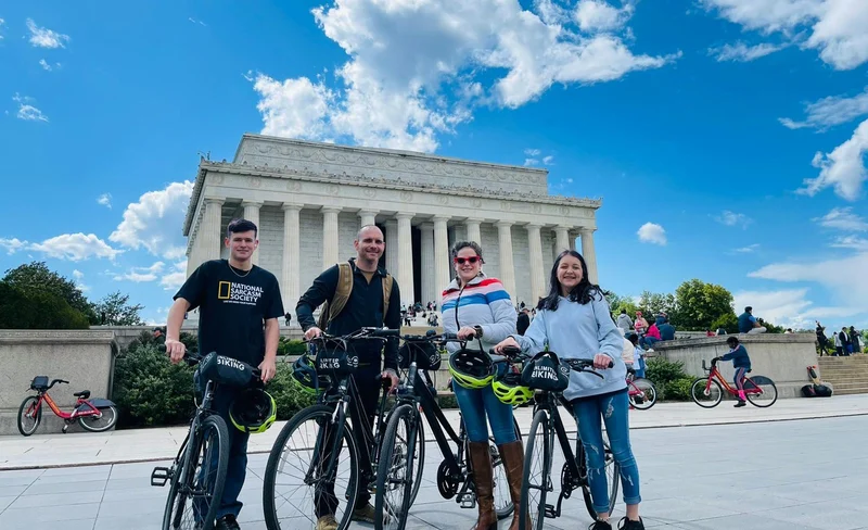 Washington DC Monuments and Memorials Bike Tour