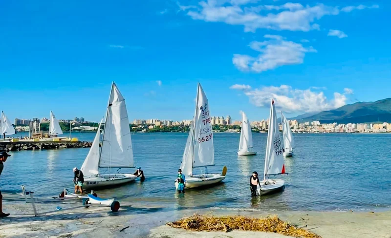 Tamsui Sailboat Experience in New Taipei